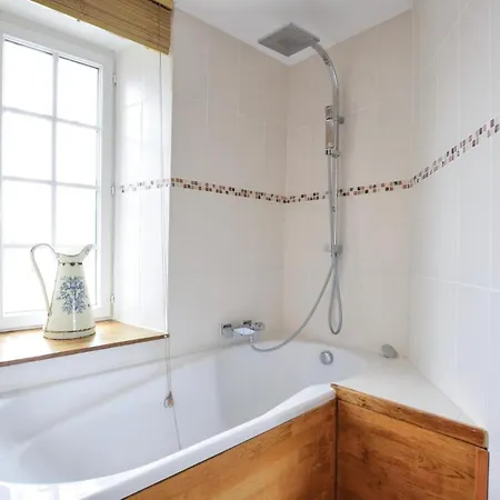 펜션 3 Bedroom Lovely In Appeville